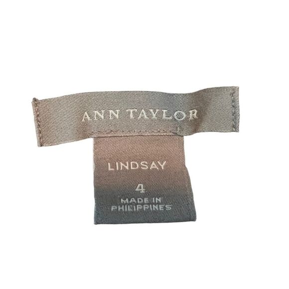 Ann Taylor Lindsay black straight leg dress pants. Size 4 - Picture 3 of 9